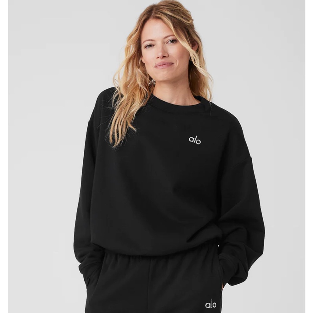Alo Yoga Accolade Crew Neck Pullover